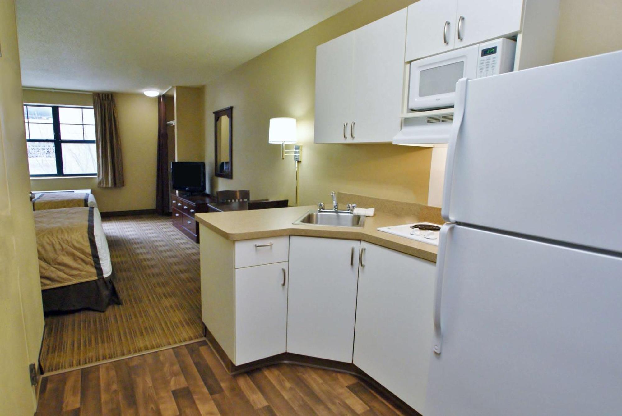 Extended Stay America Suites - Chicago - Vernon Hills - Lake Forest Esterno foto