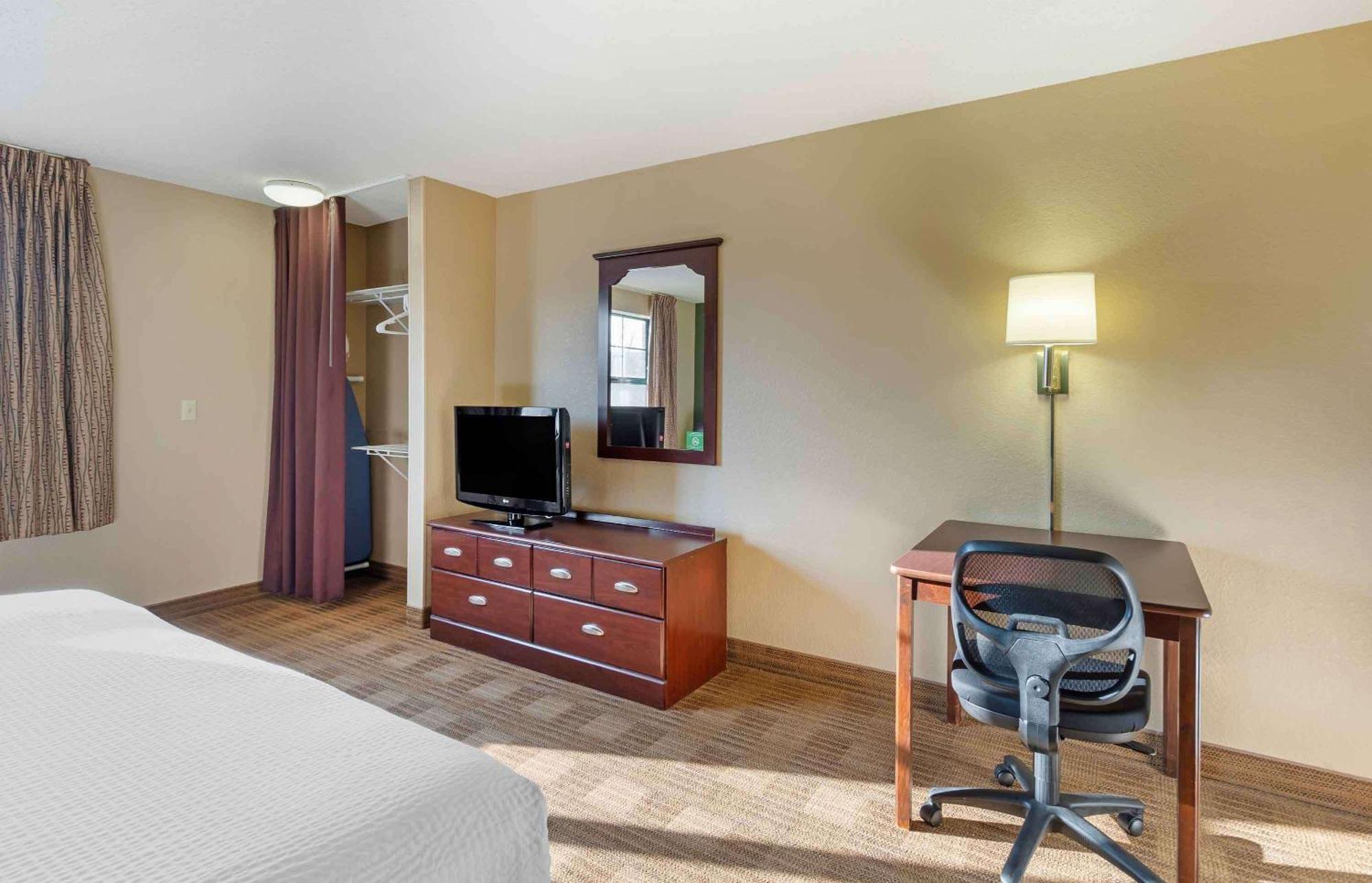 Extended Stay America Suites - Chicago - Vernon Hills - Lake Forest Esterno foto