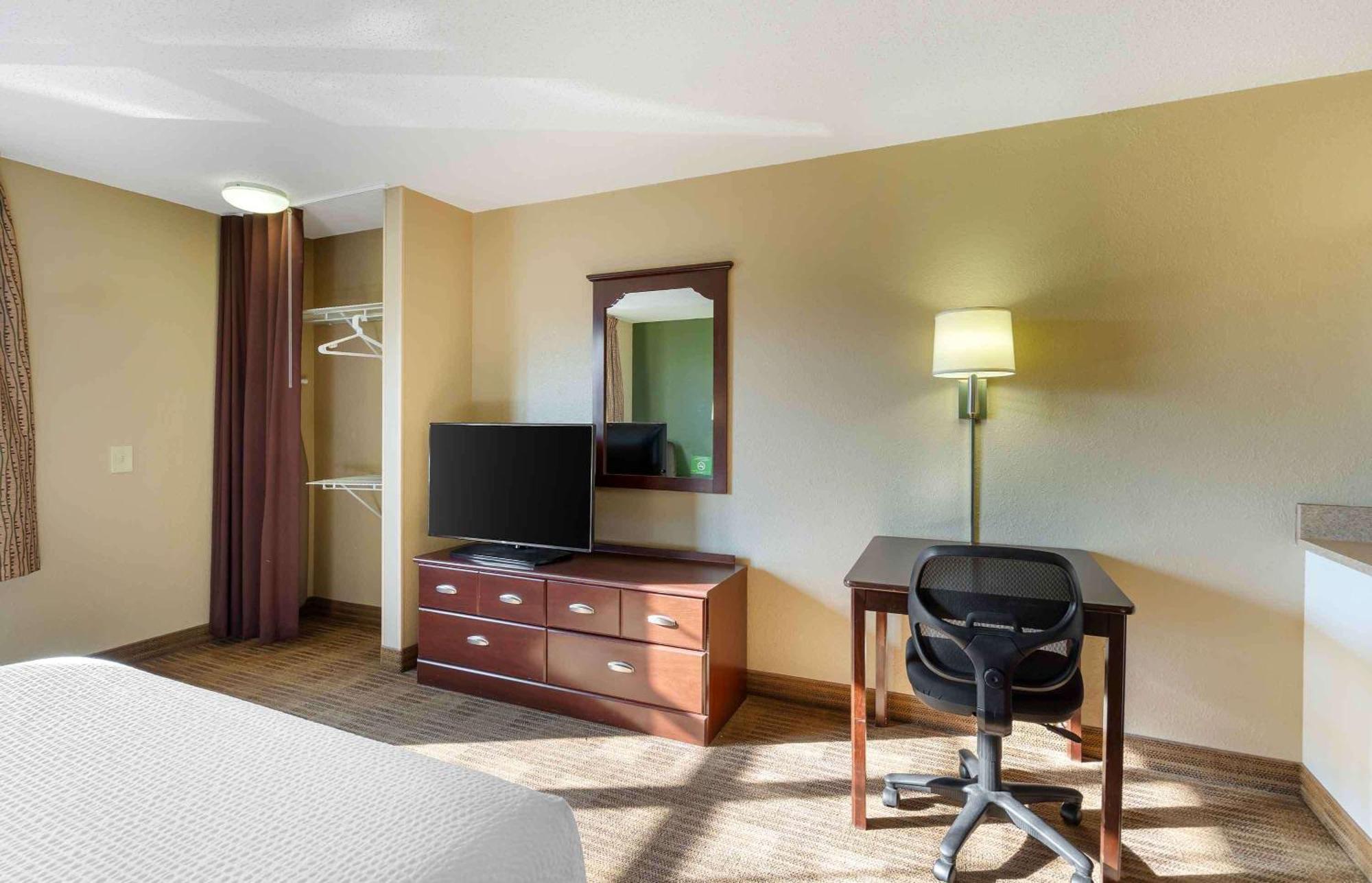 Extended Stay America Suites - Chicago - Vernon Hills - Lake Forest Esterno foto